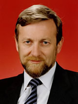 Senator Gareth Evans