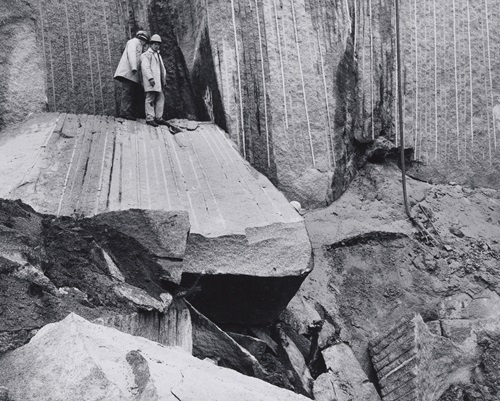 Construction of Parliament House 