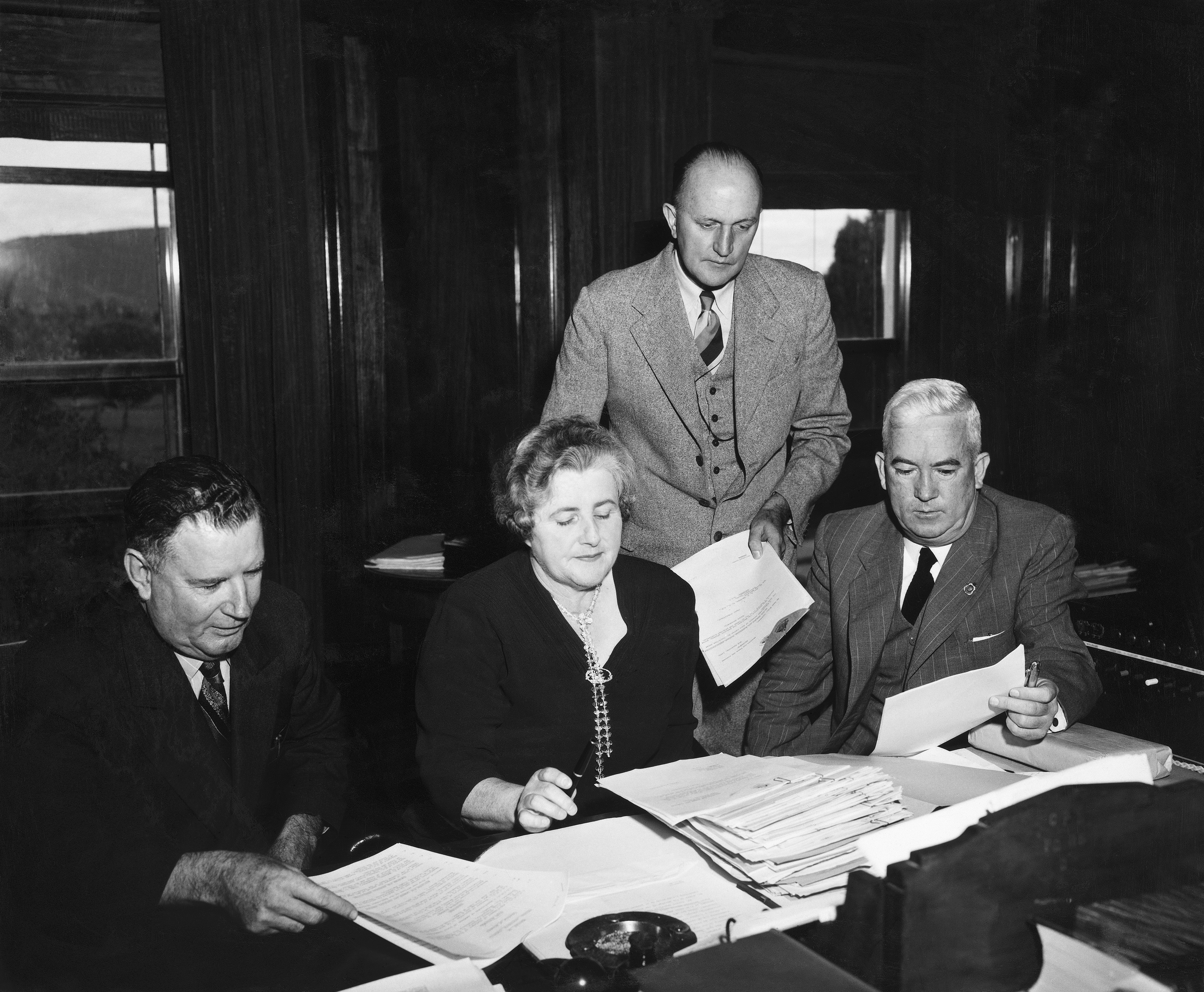 Dame Enid Lyons presides over the Federal Executive Council