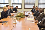 Foreign Minister Julie Bishop meeting Solomon Islands Prime Minister Manasseh Sogavare