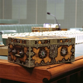 Despatch box