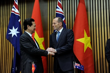 Prime Minister of Vietnam Nguyen Tan Dung with Prime Minister Tony Abbott MP