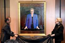 Artist Jiawai Shen and former Speaker Bronwyn Bishop unveil her portrait