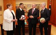 Hakeem al-Araibi meets with the Prime Minister, Foreign Minister and Craig Foster at Parliament House