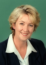Ms  Cheryl Kernot MP