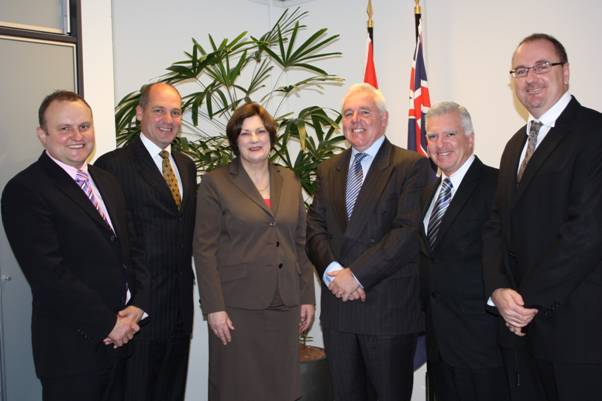 Delegation Members with H.E. Lydia Morton, Australia's Ambassador to the Netherlands, and Federal Agent Peter Bodel, AFP
