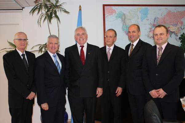 Delegation Members with Mr Antonio Maria Costa, Executive Director, United Nations Office on Drugs and Crime, and HE Ambassador Peter Shannon, Australian Ambassador to Austria
